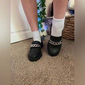 BP Benni Black Platforms with Sliver Chain